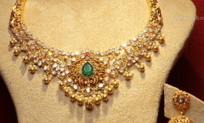 Antique gold necklace