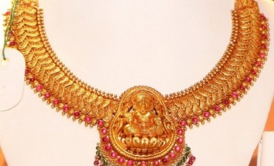 gold antique lakshmi devi necklace