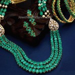 Emerald Gold Jewellery in Closed Setting