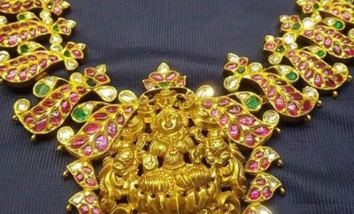 kundan studded nakshi necklace with lakshmi devi pendant