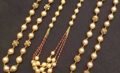 gold and pearls chains mala