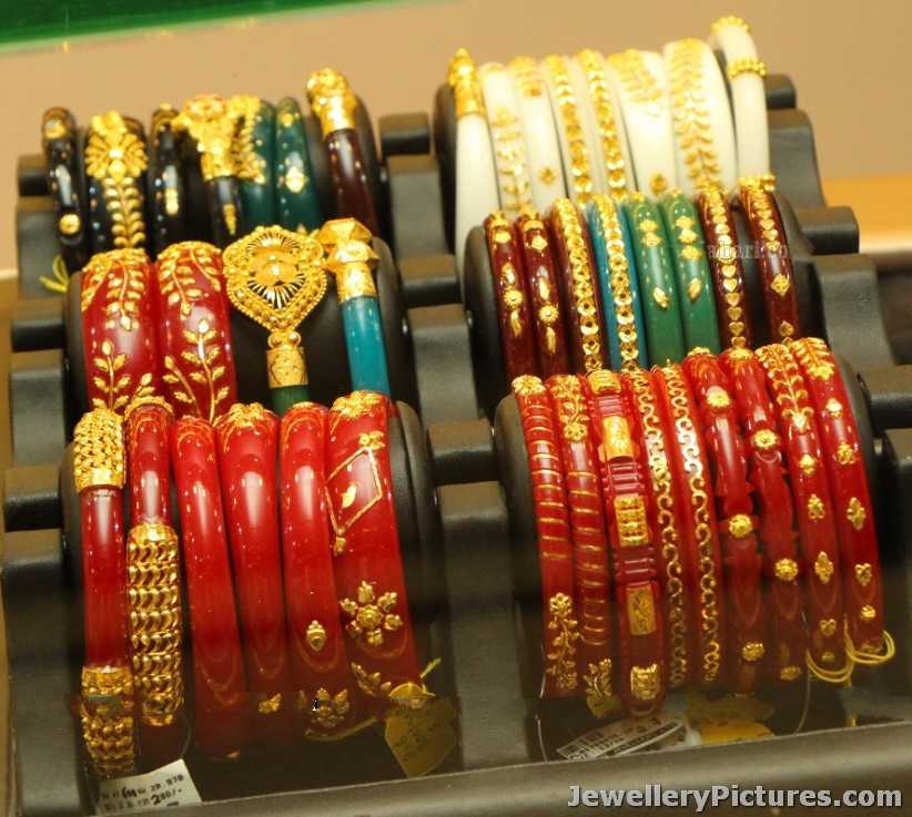 Bengali Bangles Red and White In Gold Jewellery Designs