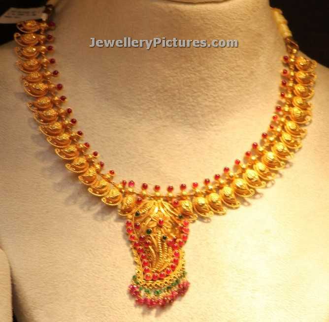 light wieght gold necklace design