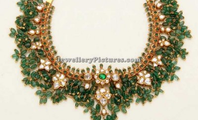 designer emerald guttapusalu set