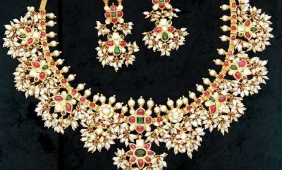 gold pearl guttapusalu necklce with earrings