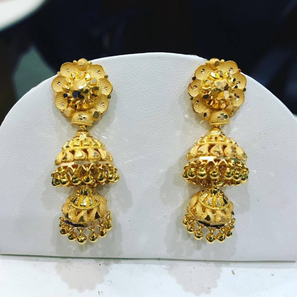 Sparkling Fashion: Gold Jhumka Earring Designs Latest 2019/ Gold ...