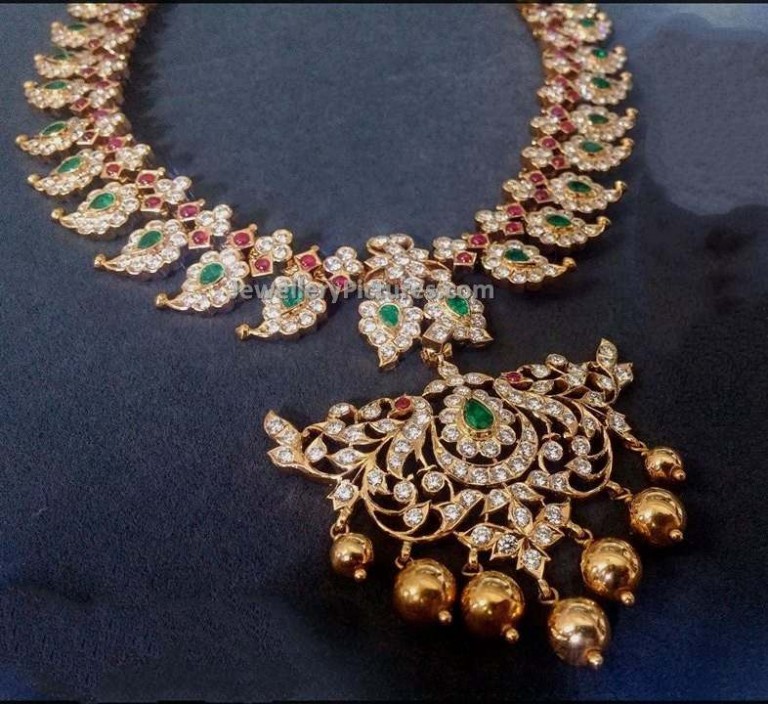 Mango haram with different pathakam design - Jewellery Designs