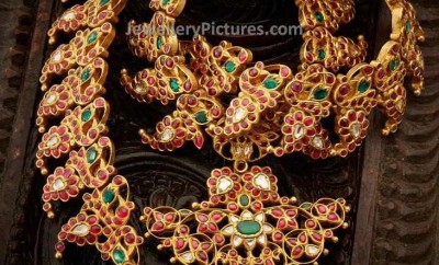 antique jewellery designs with gold and rubies