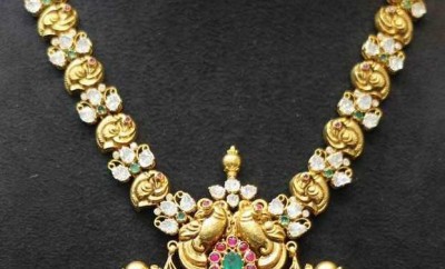 gold jewellery necklace designs from Musaddilal jewellers