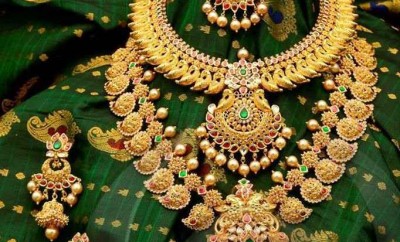 south indian gold jewellery designs catalogue by neekanth jewelelrs