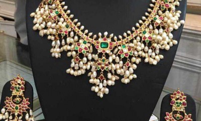guttapusalu necklace set with earrings