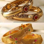 6 Gold Antique Bangles Designs from Manubhai