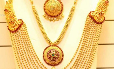 gold rani haar designs pared with necklaces from joyalukkas