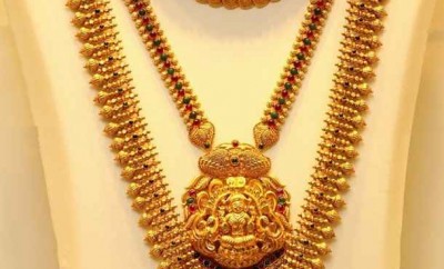 gold designs in joyalukkas jewellers
