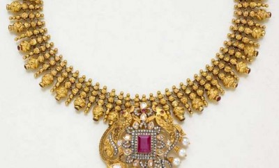 south inidan gold necklace