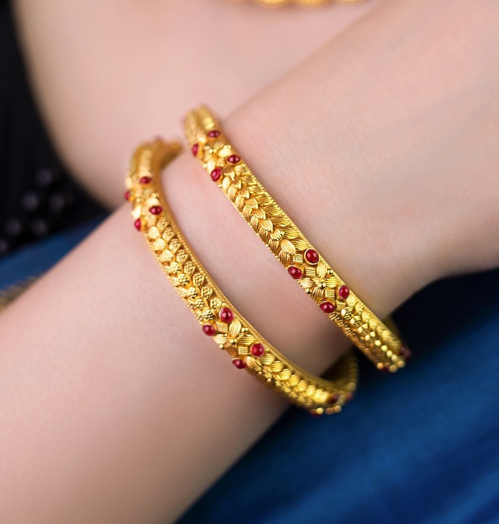 16 Grams Gold Bangles From Kalyan Jewellers - Jewellery Designs